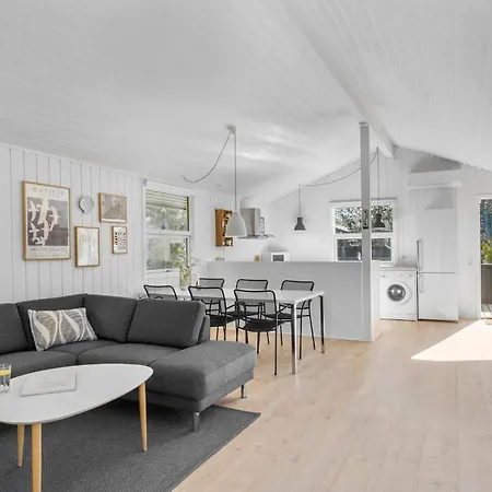Vakantiehuis Stunning In With Wifi Saltum